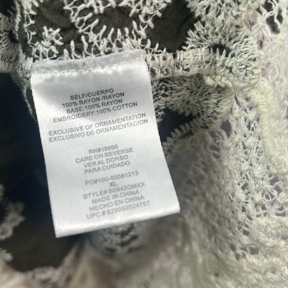 Democracy Olive and Cream Lace Blouse XL - Picture 5 of 9